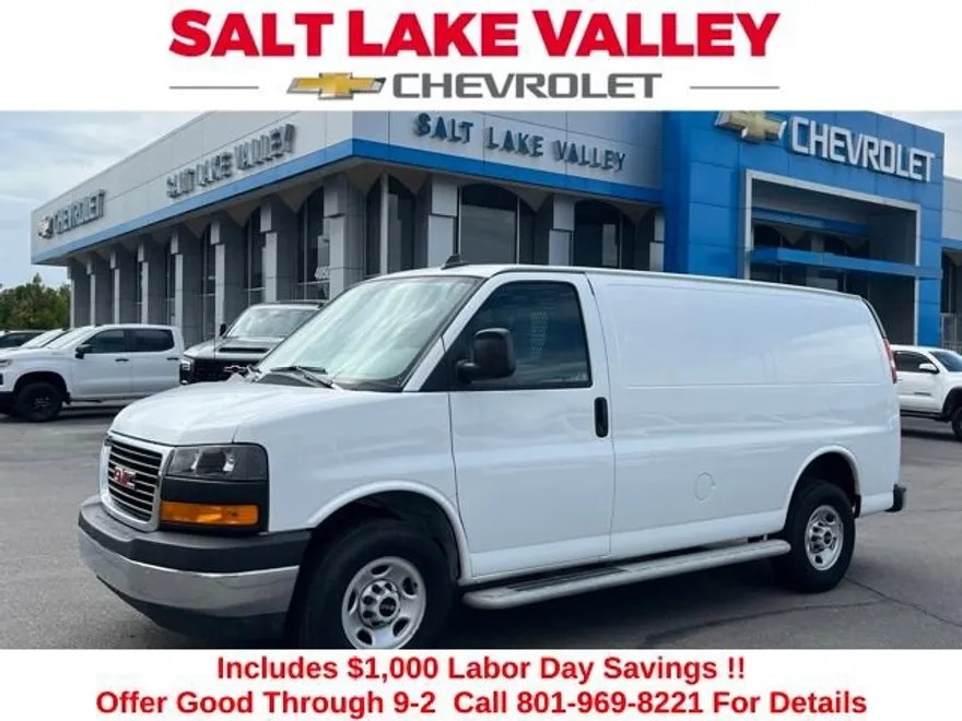 2023 Gmc Savana Cargo 2500 photo 1