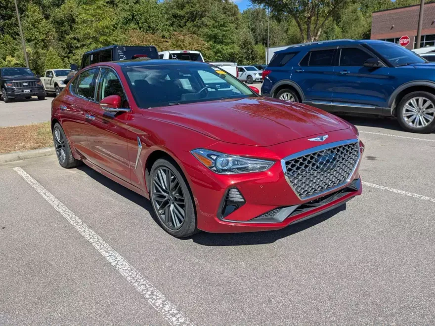 2019 Genesis G70 Prestige Dynamic 2.0T Sport photo 1