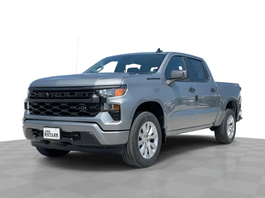 2025 Chevrolet Silverado 1500 Custom photo 1