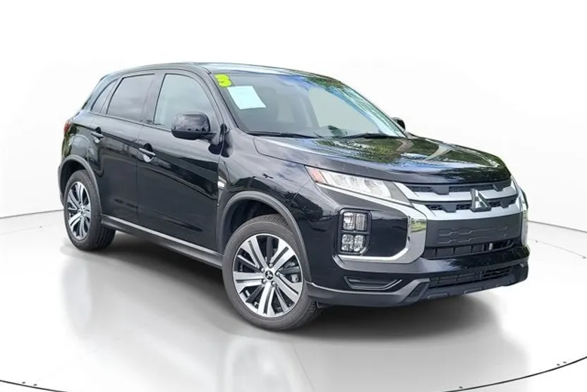 2023 Mitsubishi Outlander Sport ES photo 1