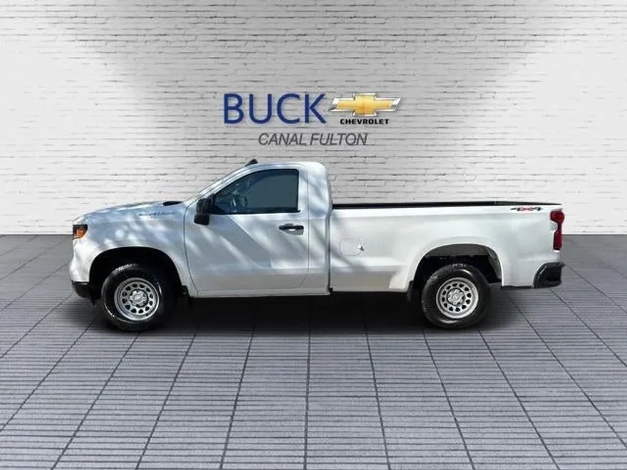 2025 Chevrolet Silverado 1500 photo 1