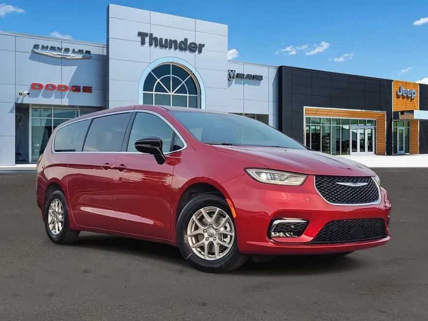 2025 Chrysler Pacifica photo 1
