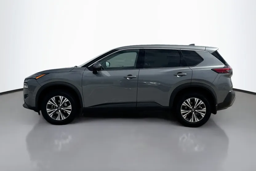 2021 Nissan Rogue SV photo 1