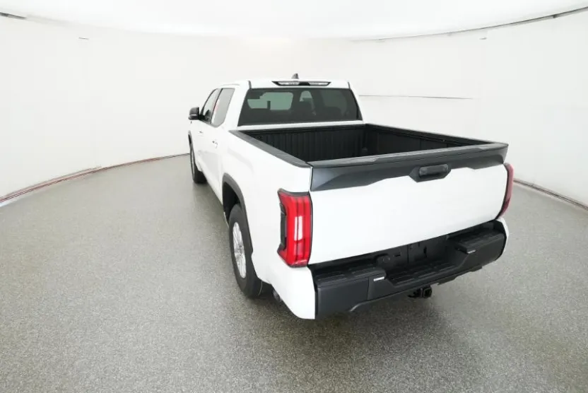 2026 Toyota Tundra SR5 CrewMax photo 1
