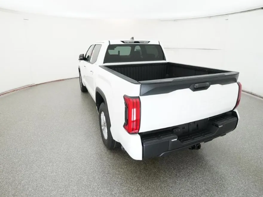 2026 Toyota Tundra SR5 CrewMax photo 1