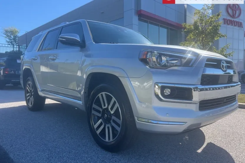 2023 Toyota 4Runner Limited photo 1
