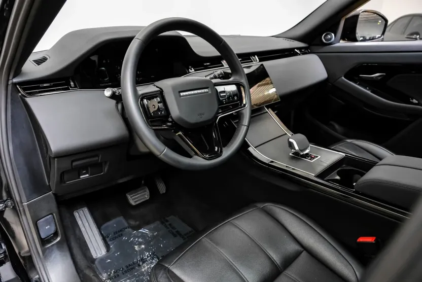 2024 Land Rover Range Rover Evoque S photo 1