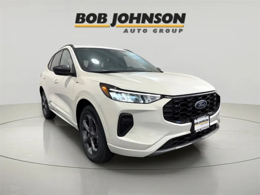 2024 Ford Escape ST-Line photo 1