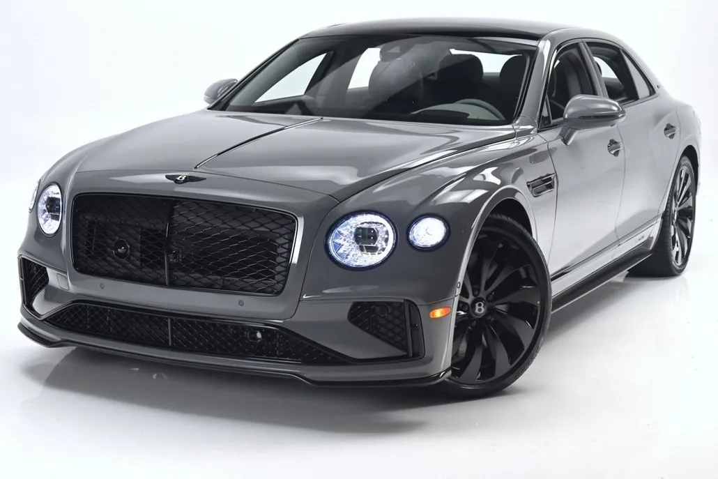 2025 Bentley Flying Spur photo 1