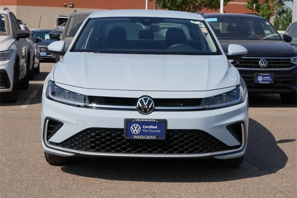 2025 Volkswagen Jetta 1.5T SE photo 1