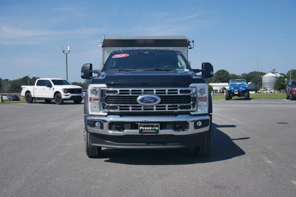 2024 Ford F-550 XL photo 1