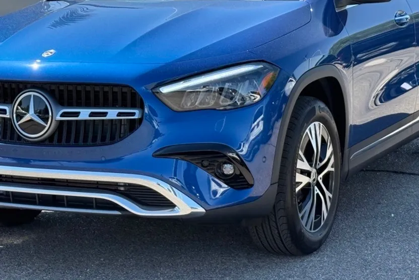2025 Mercedes Benz GLA 250 4MATIC photo 1