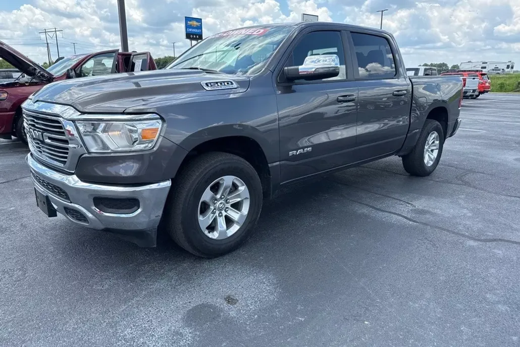 2024 Ram 1500 Laramie photo 1