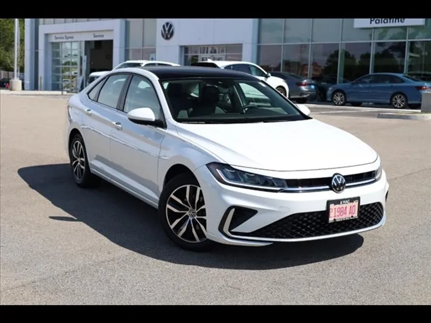 2025 Volkswagen Jetta 1.5T SE photo 1