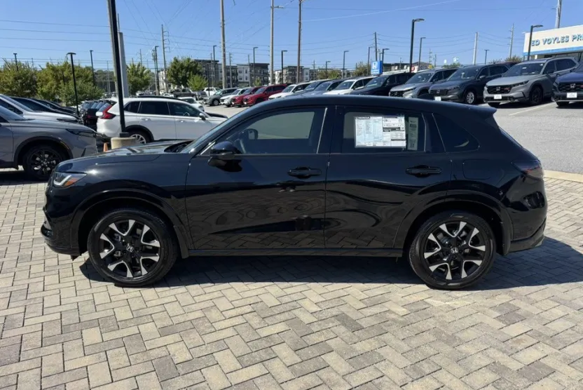 2026 Honda HR-V EX-L photo 1