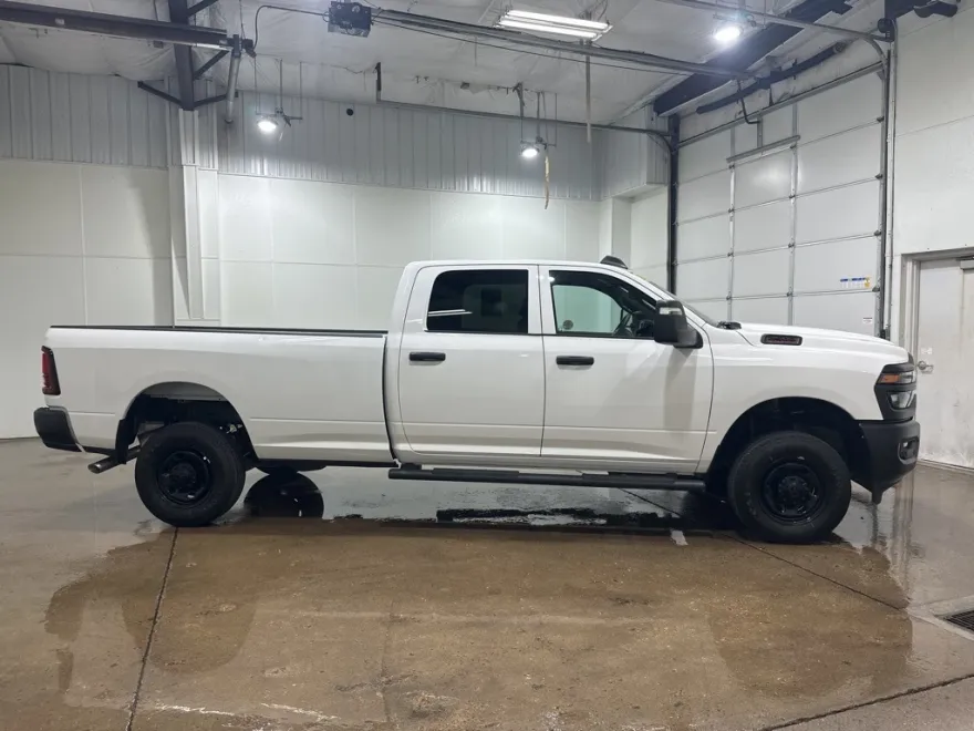 2025 Ram 2500 Tradesman photo 1