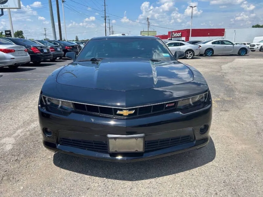 2015 Chevrolet Camaro Coupe 1LT photo 1