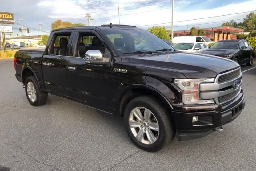 2019 Ford F-150 Platinum photo 1