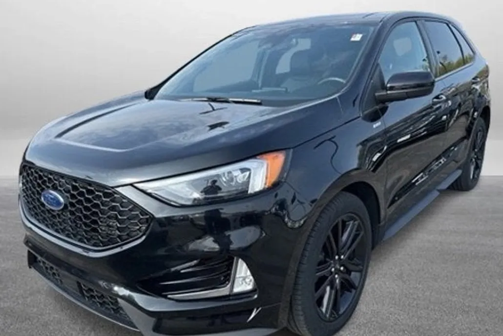 2024 Ford Edge ST photo 1