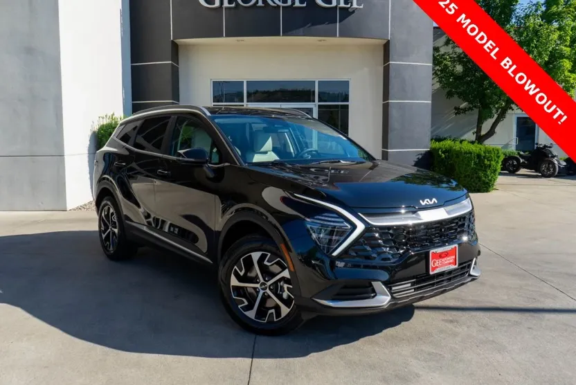 2025 Kia Sportage Hybrid EX photo 1