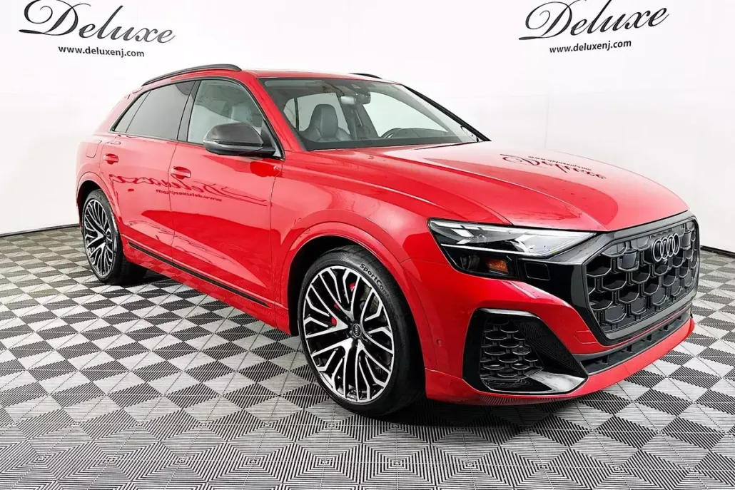 2024 Audi SQ8 Prestige photo 1
