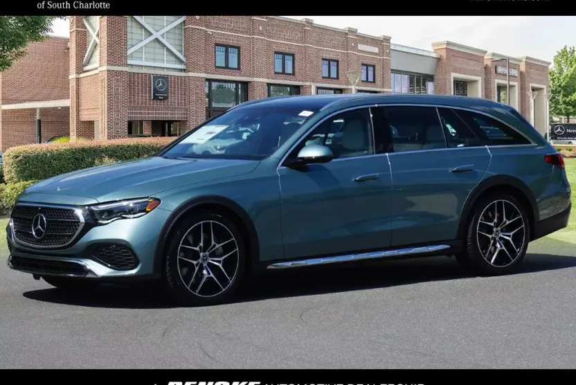 2026 Mercedes Benz E 4MATIC All-Terrain Wagon photo 1