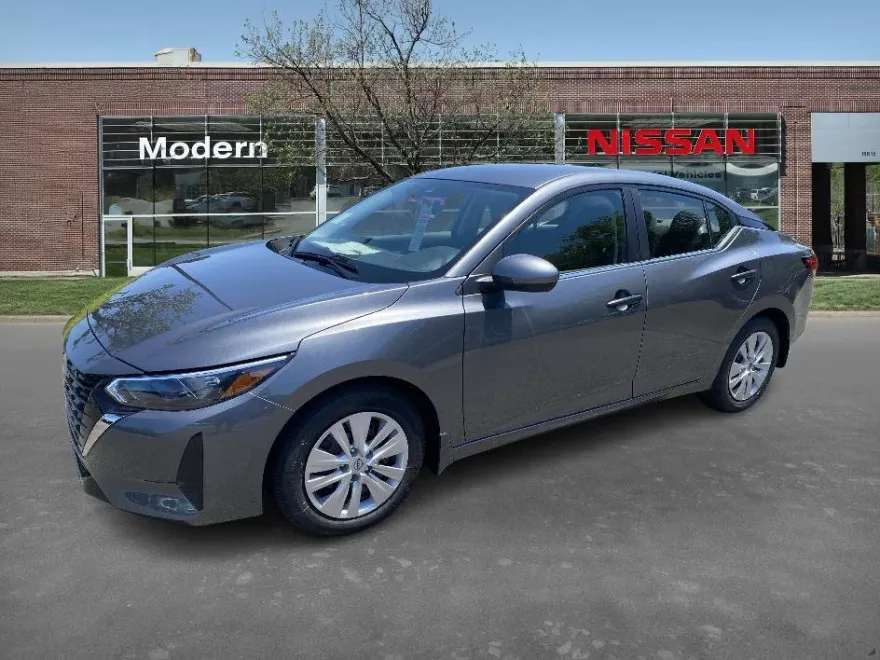2025 Nissan Sentra S photo 1