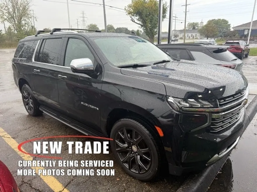 2021 Chevrolet Suburban Premier photo 1