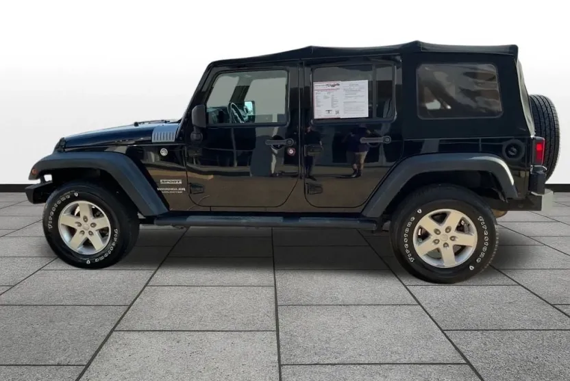 2017 Jeep Wrangler Unlimited Sport photo 1