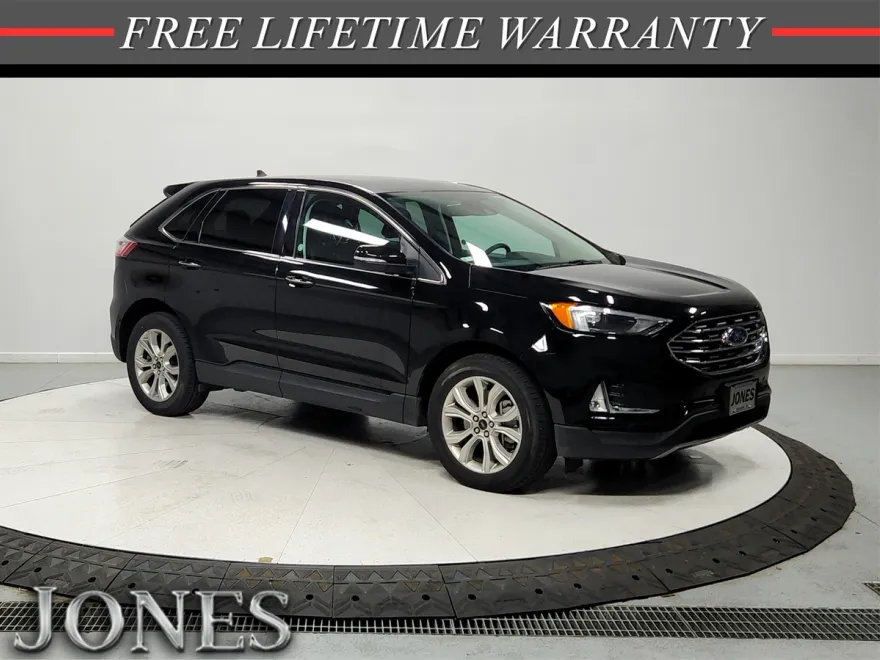 2024 Ford Edge Titanium photo 1
