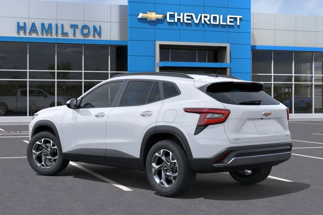 2025 Chevrolet Trax LT photo 1