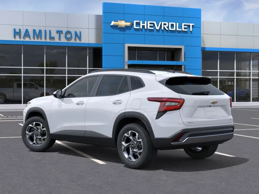 2025 Chevrolet Trax LT photo 1
