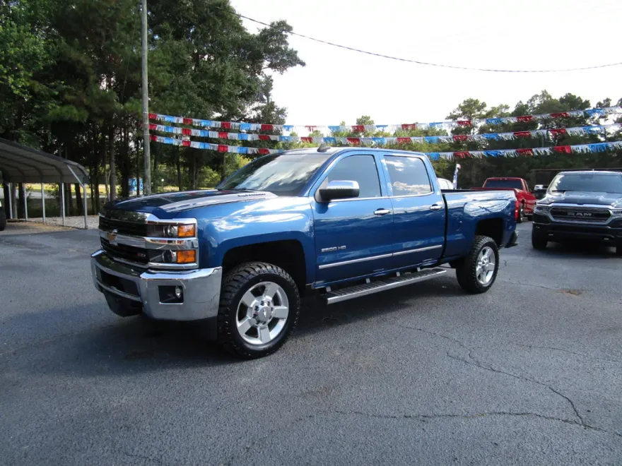 2016 Chevrolet Silverado 2500HD LTZ photo 1