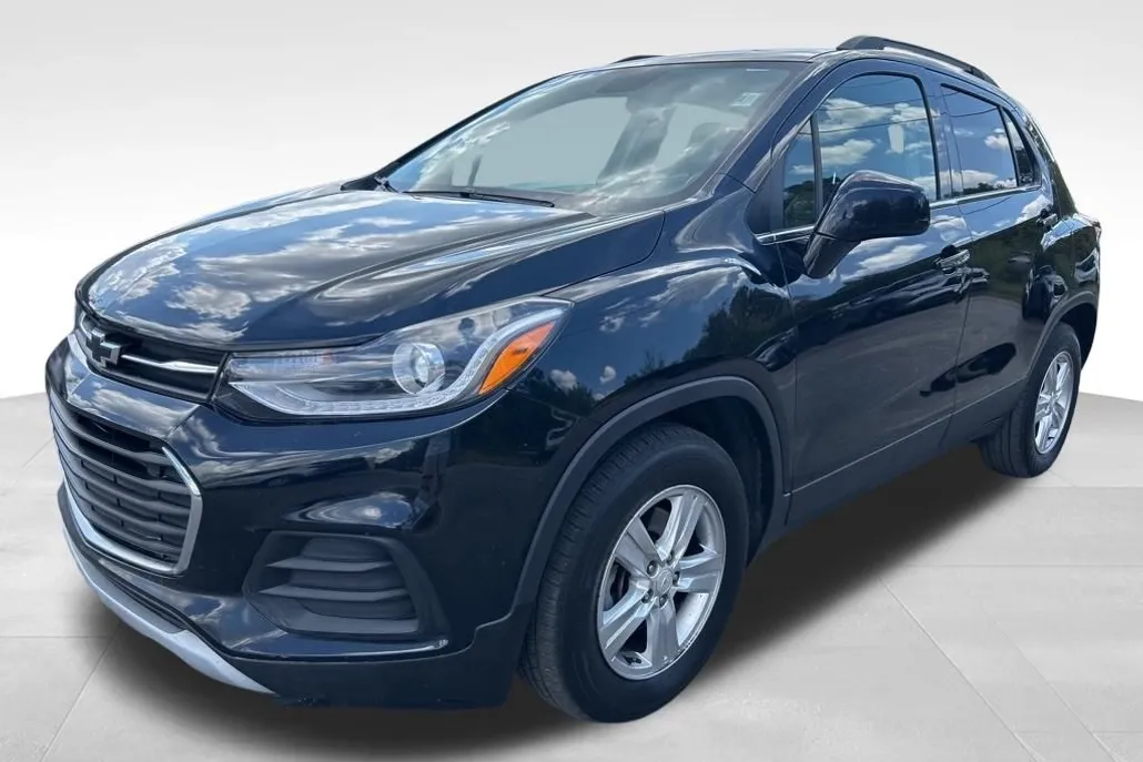 2020 Chevrolet Trax LT photo 1
