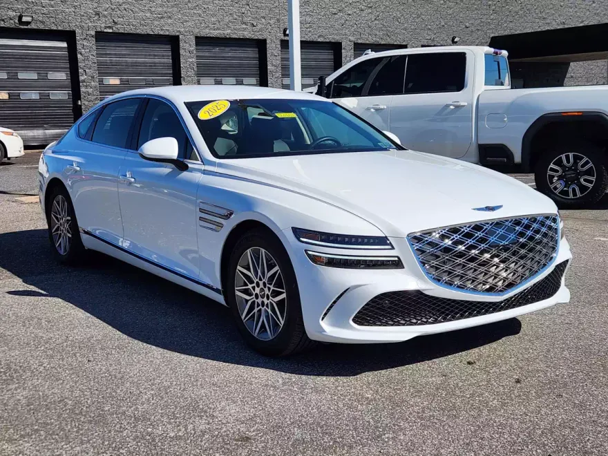 2025 Genesis G80 2.5T AWD photo 1