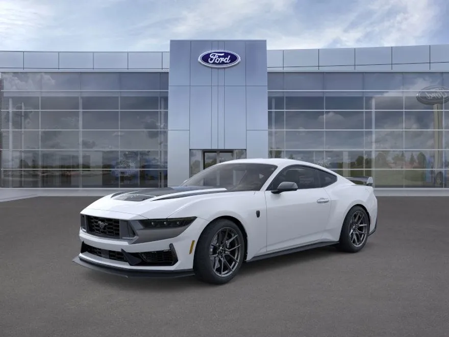 2025 Ford Mustang Dark Horse photo 1
