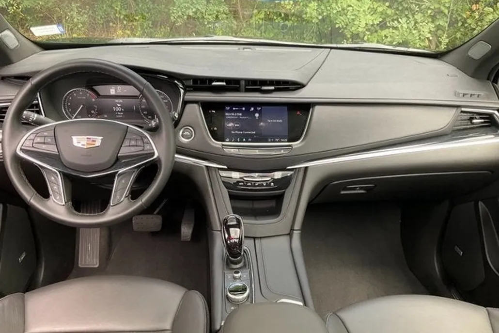 2025 Cadillac XT5 Premium Luxury photo 1