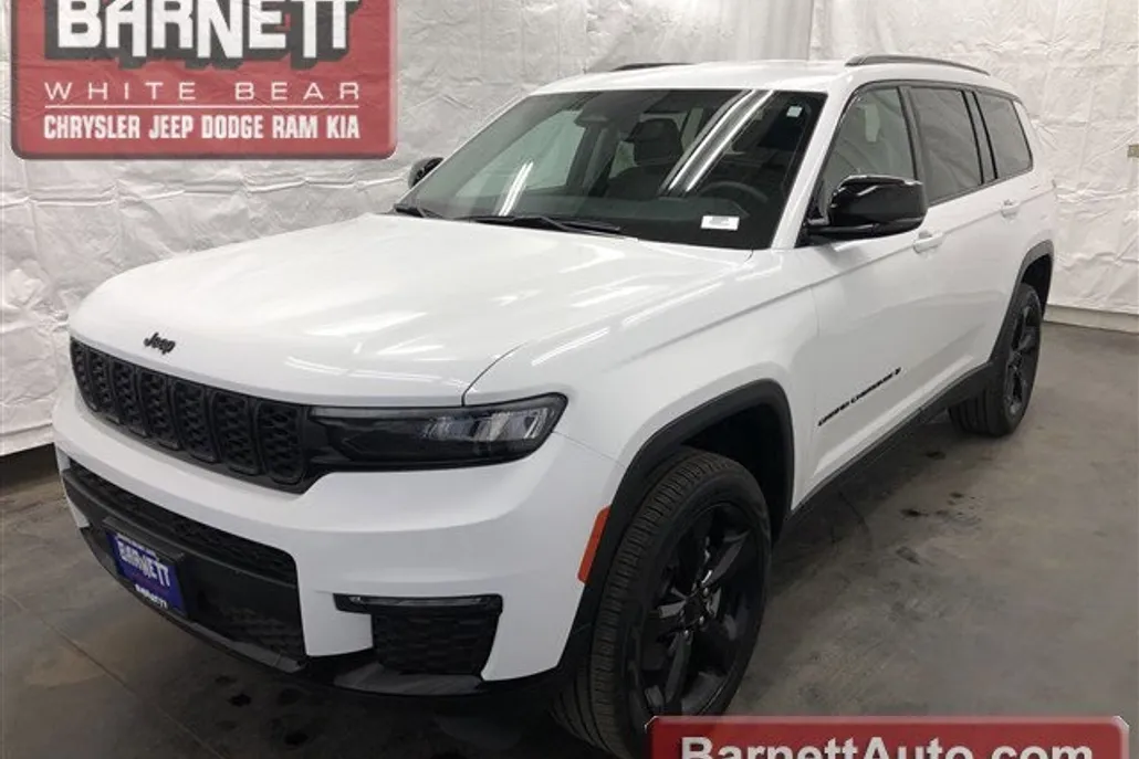 2023 Jeep Grand Cherokee Limited photo 1