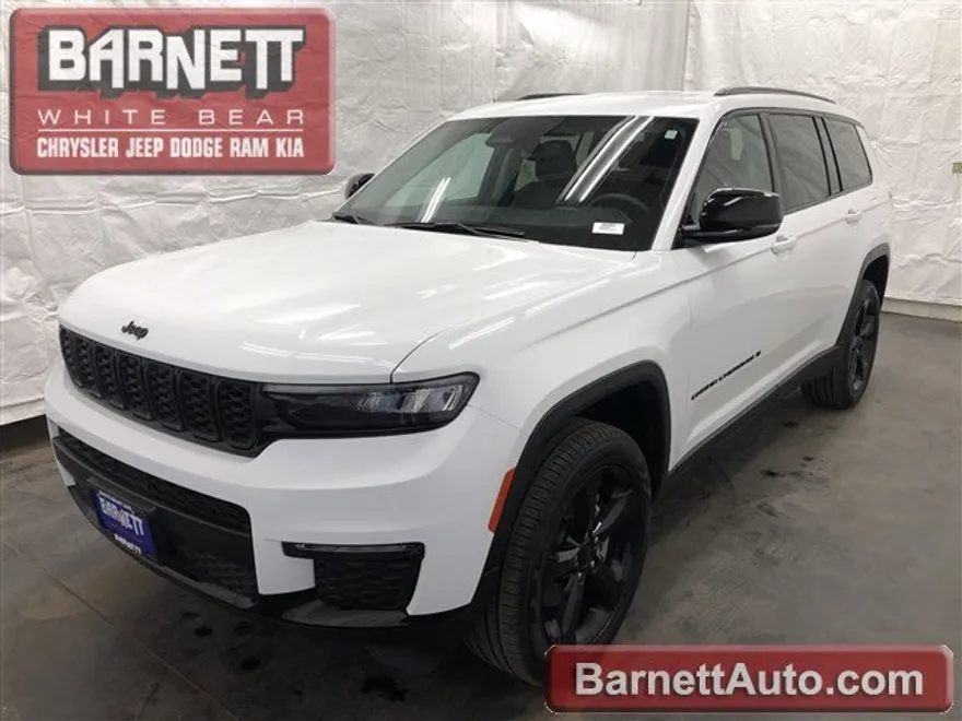 2023 Jeep Grand Cherokee Limited photo 1