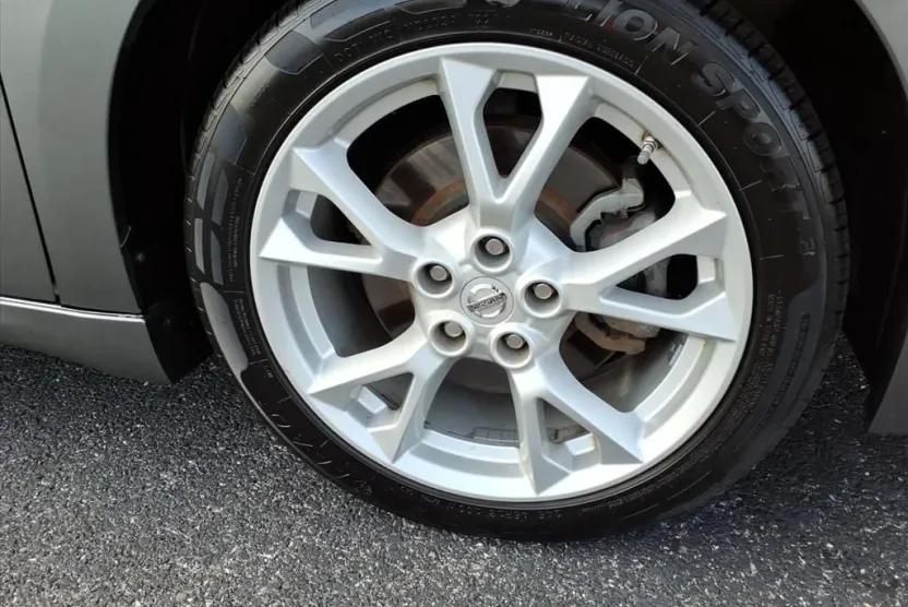 2014 Nissan Maxima SV photo 1