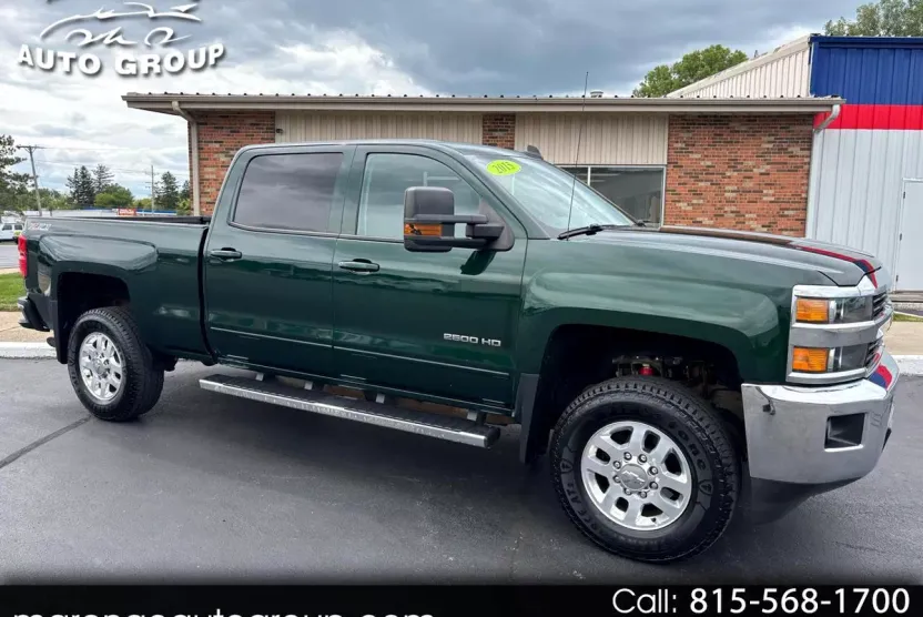 2015 Chevrolet Silverado 2500HD LT photo 1