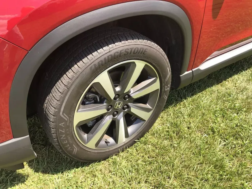 2023 Honda Pilot photo 1