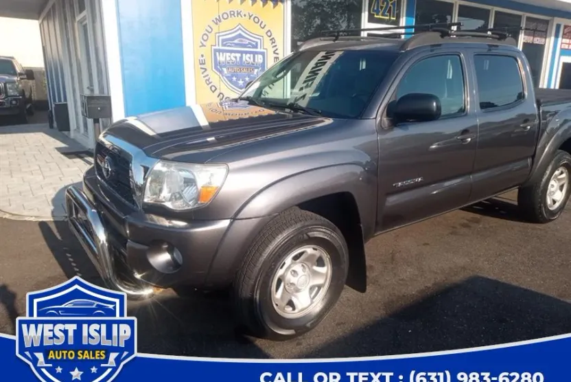 2011 Toyota Tacoma 4x4 V6 photo 1