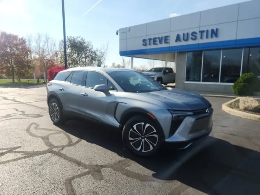 2025 Chevrolet Blazer EV photo 1