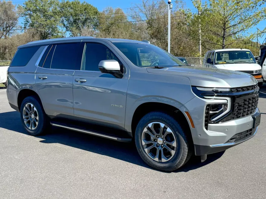 2026 Chevrolet Tahoe LT photo 1