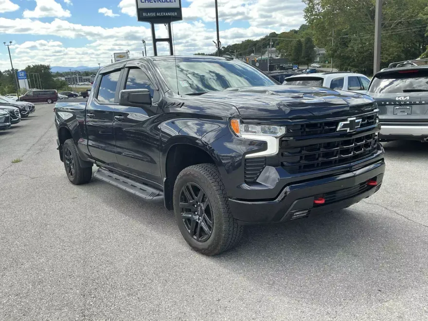 2024 Chevrolet Silverado 1500 LT Trail Boss photo 1