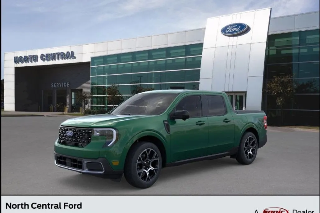 2025 Ford Maverick Lariat photo 1