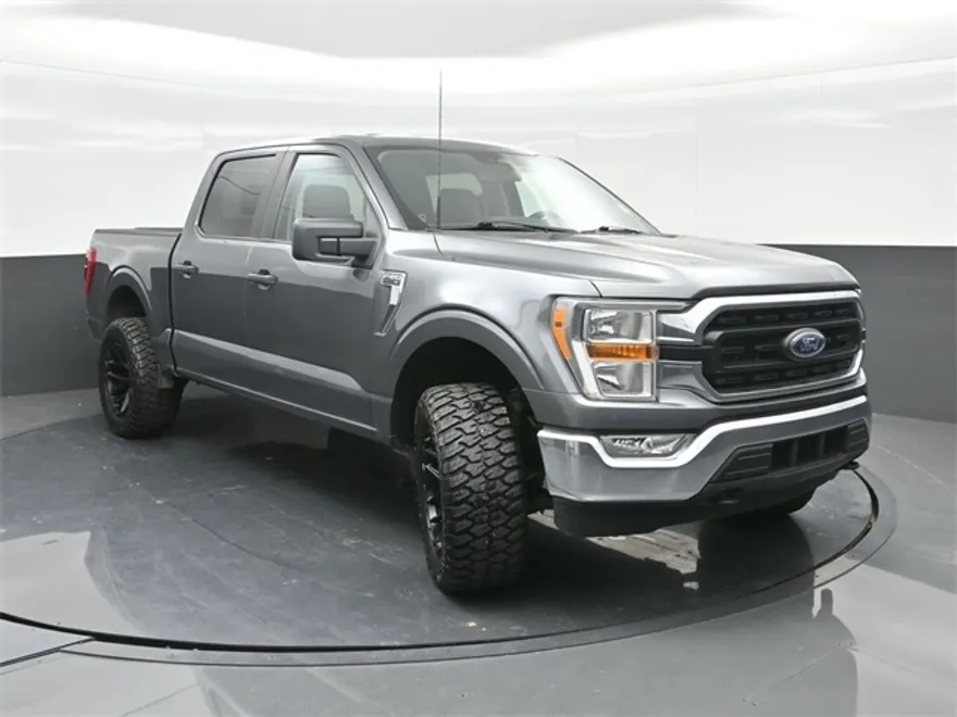 2022 Ford F-150 XLT photo 1