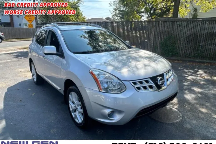 2013 Nissan Rogue SL photo 1