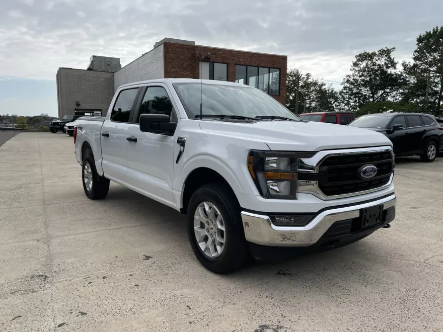 2023 Ford F-150 XLT photo 1